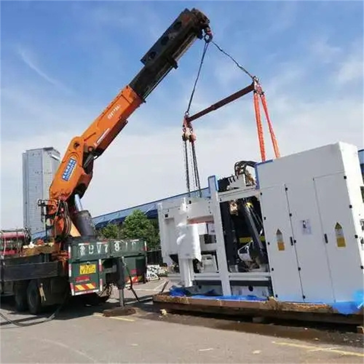 裕安重型变压器吊装